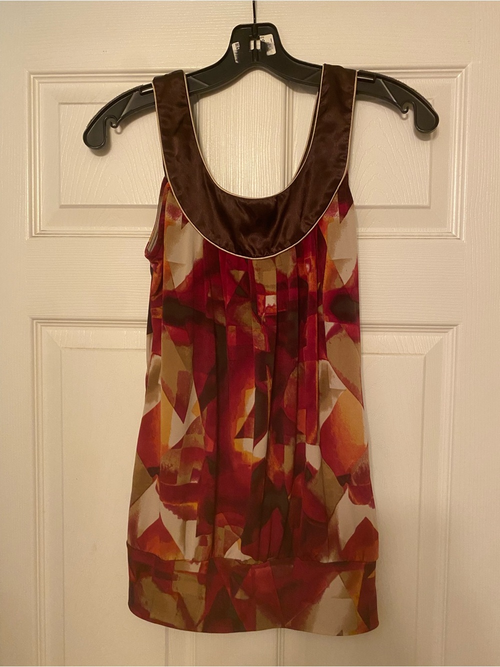 Heart Soul Abstract Scoop Neck Camisole in Red and Brown